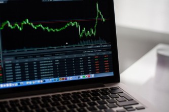 社保2024年工资涨多少？